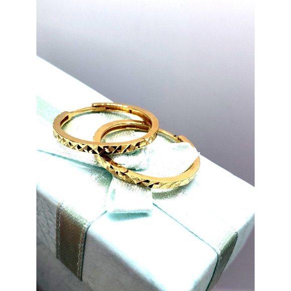 14K Gold Hoop Earrings Faceted Small Diamond Cut...